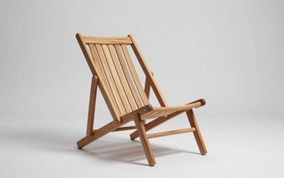 Wooden Lounge Chair With Cushion: Wood Types, Cushion Fabrics and What Lasts Outdoors